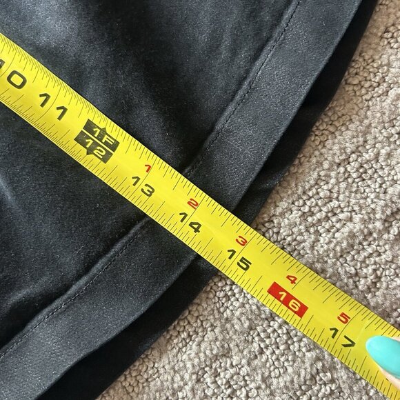 Miley Cyrus Max Azria Black Elastic Waist Flare Skirt Womens Medium M Y2K Retro - Picture 3 of 5